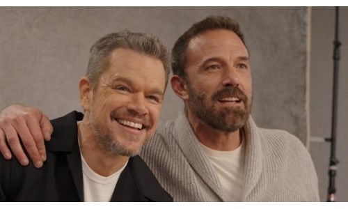 MATT DAMON İLE BEN AFFLECK: 'FİLM SİNEMADA İZLENİR'